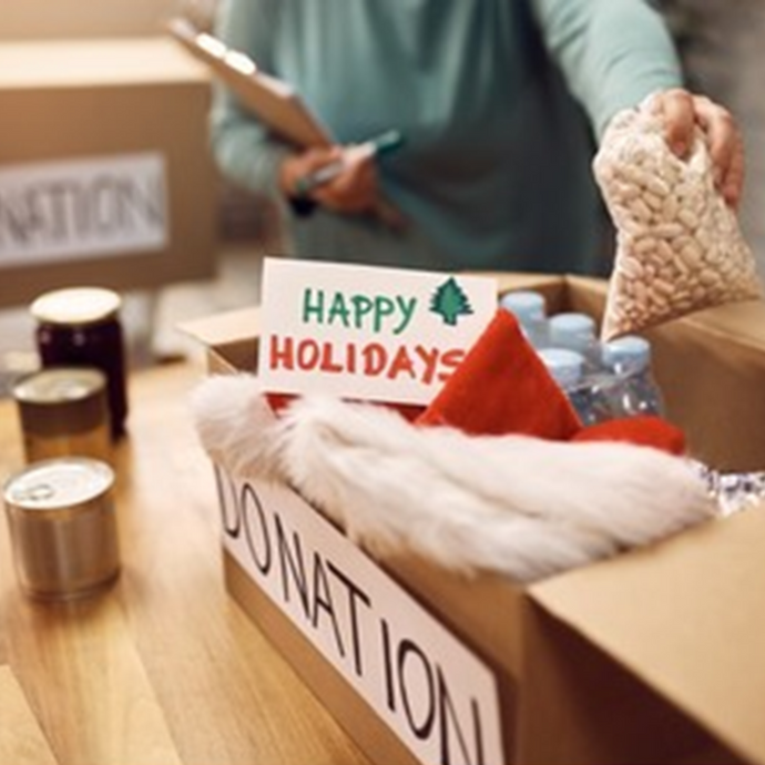The Season of Giving: Sustainable Ways to Donate and Volunteer During Christmas